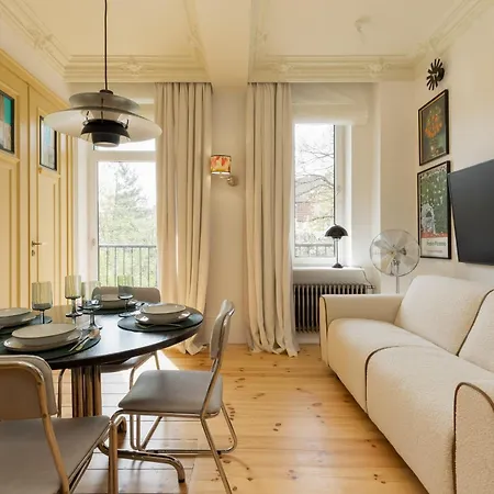 The Marien 1899 Timeless Elegance In The Heart Of Wrzeszcz By Renters شقة