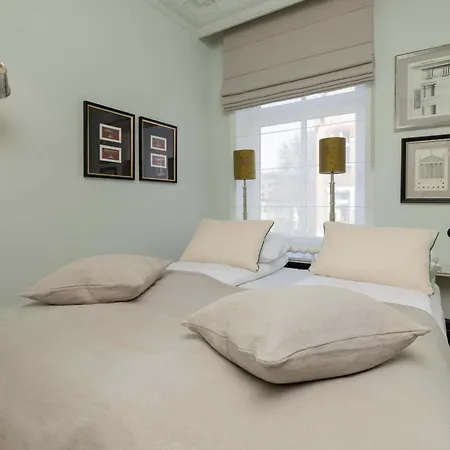 The Marien 1899 Timeless Elegance In The Heart Of Wrzeszcz By Renters شقة غدانسك