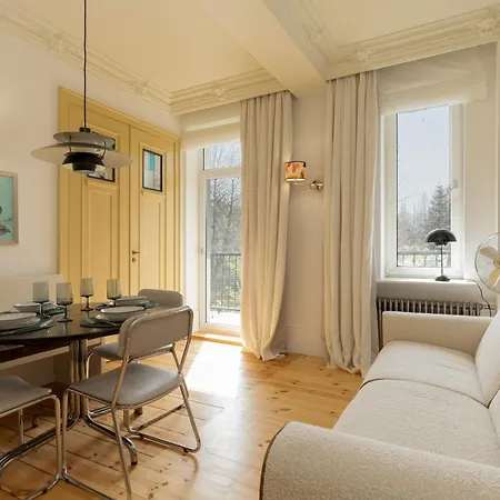 شقة The Marien 1899 Timeless Elegance In The Heart Of Wrzeszcz By Renters غدانسك