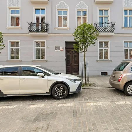 Apartamento The Marien 1899 Timeless Elegance In The Heart Of Wrzeszcz By Renters *